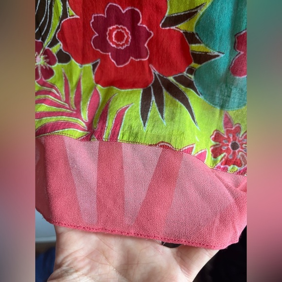 Holt Renfrew Vintage Colourful Floral Tunic Top - Picture 6 of 9